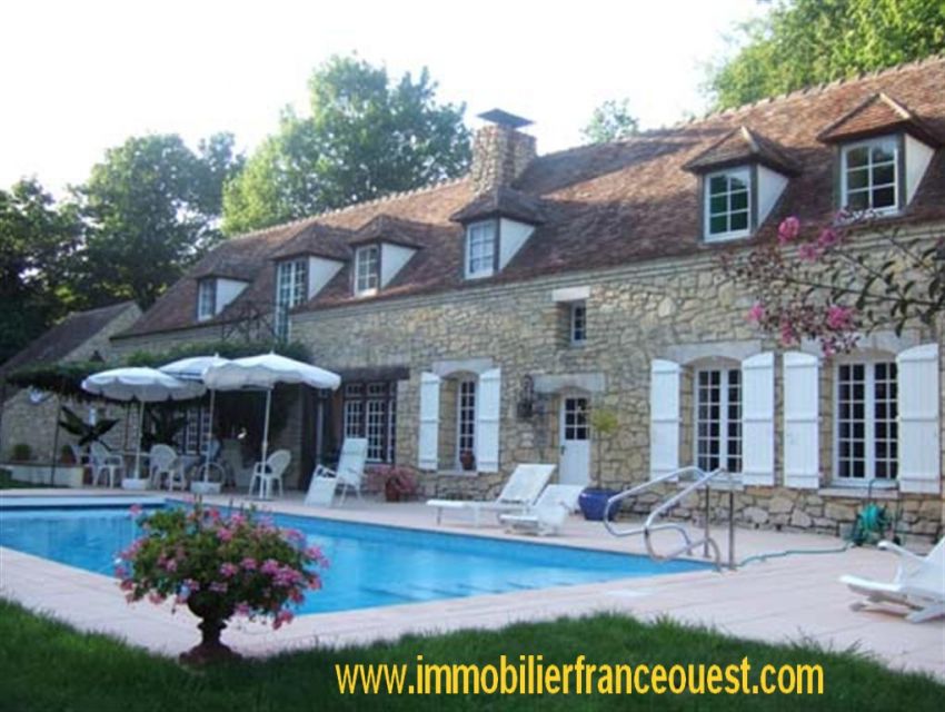 immobilier Sarthe (72):Beaulieu sur Layon, Propriété Campagnarde
