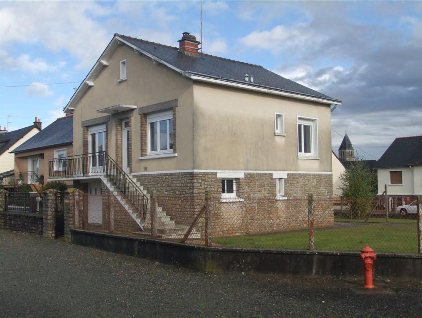 immobilier Sarthe (72):Noyen Sur Sarthe : En ville, au calme