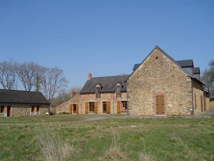 immobilier Sarthe (72):Propriété rurale boisée - Région du Mans