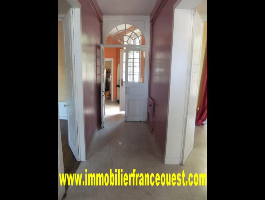 immobilier Sarthe (72):Maison bourgeoise - Sablé sur Sarthe centre