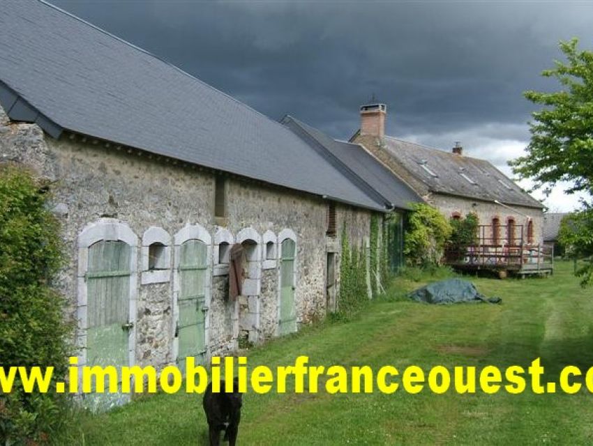 immobilier Sarthe (72):Propriété rurale, 10 minutes axe Laval/Le Mans