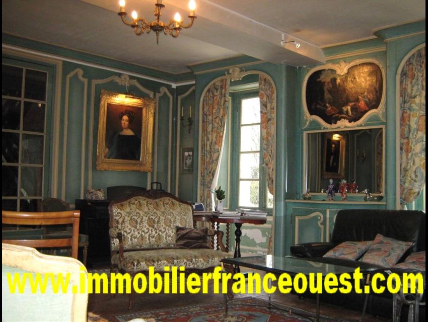 immobilier Sarthe (72):Chateau XIX en Anjou (20 Minutes d'Angers)