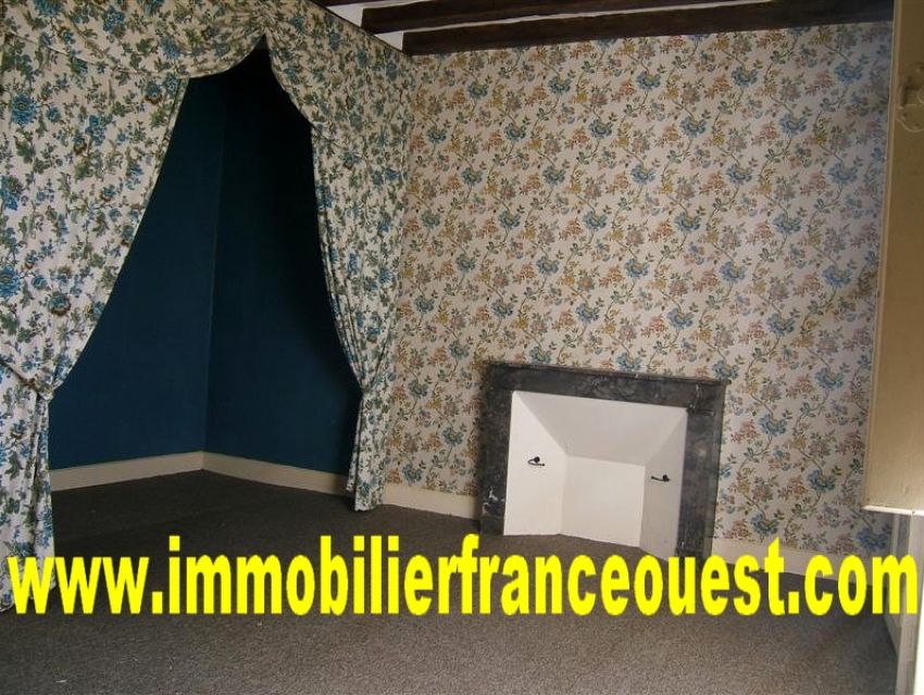 immobilier Sarthe (72):5. Une chambre...