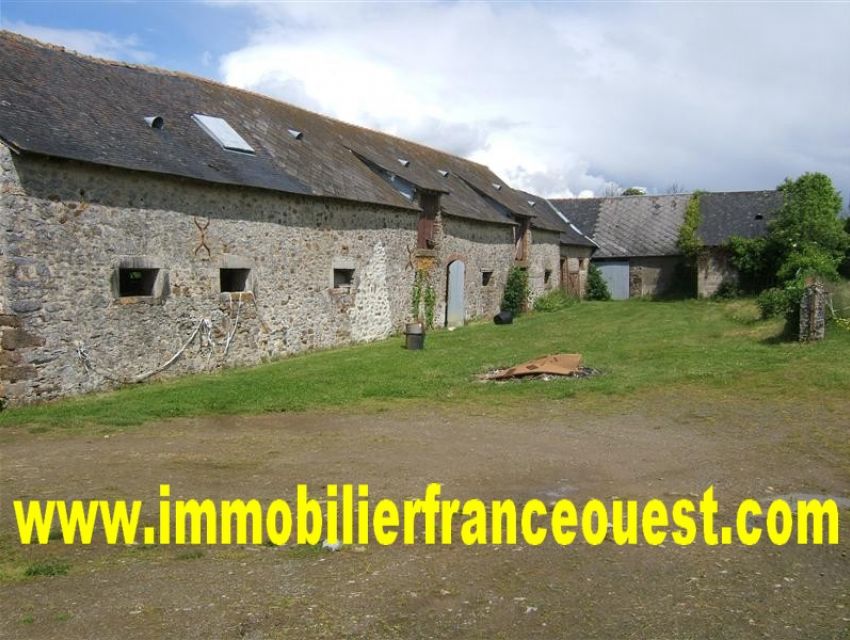 immobilier Sarthe (72):6. Dépendances de belle taille.