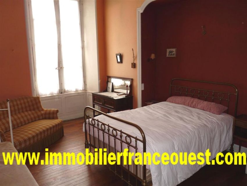 immobilier Sarthe (72):8. Autre grande chambre.