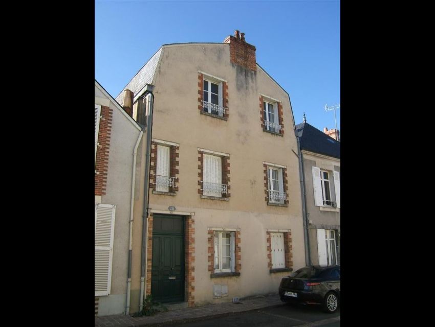 Sablé Sur Sarthe - appartement meublé et équipé, une chambre, proche toutes commodités