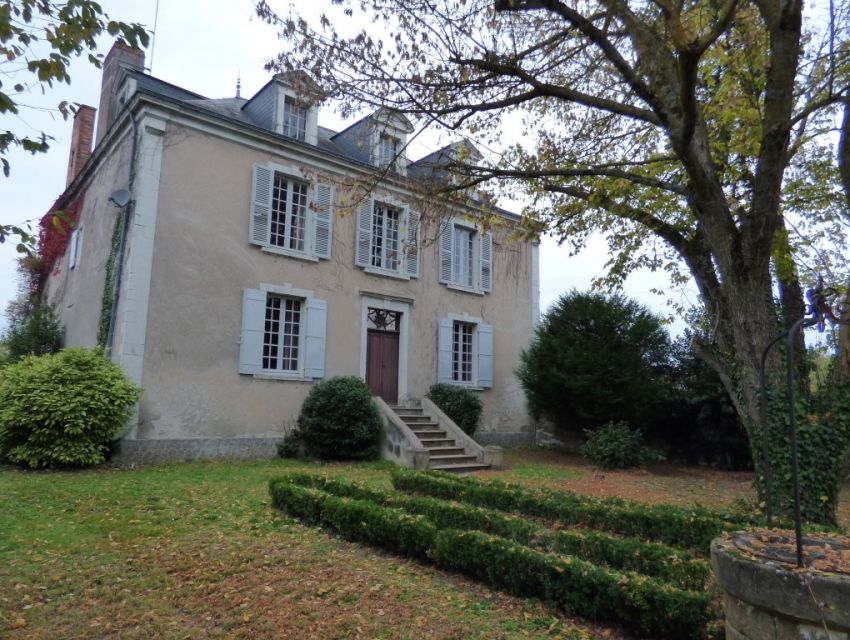 maison de maitre region de Sablé sur sarthe - proximite Morannes