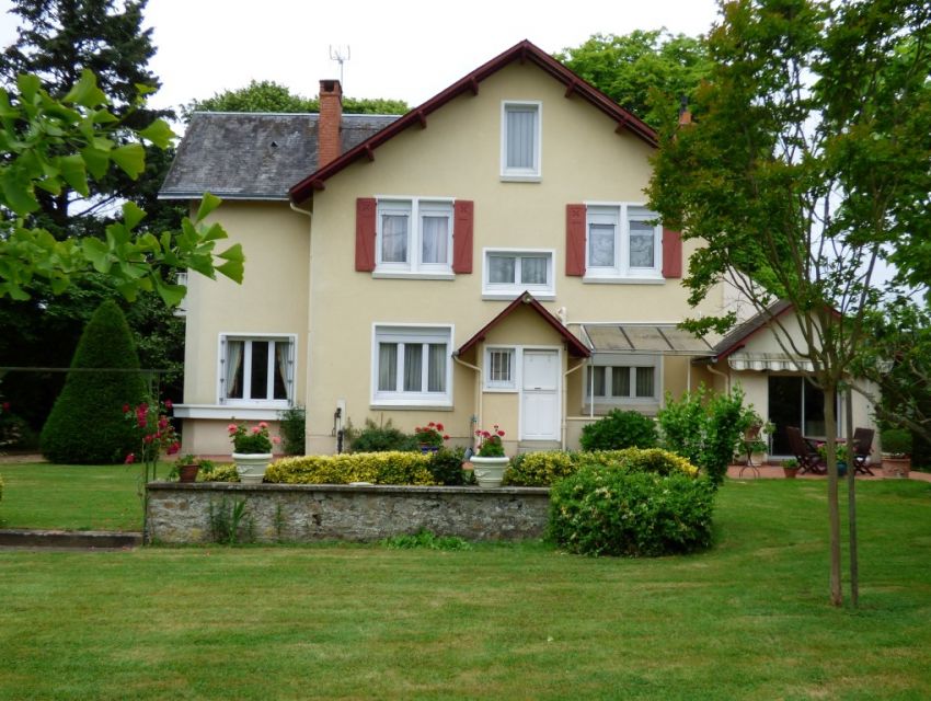 Maison de caractere époque 1930 - propriété - Sablé sur Sarthe 72300
