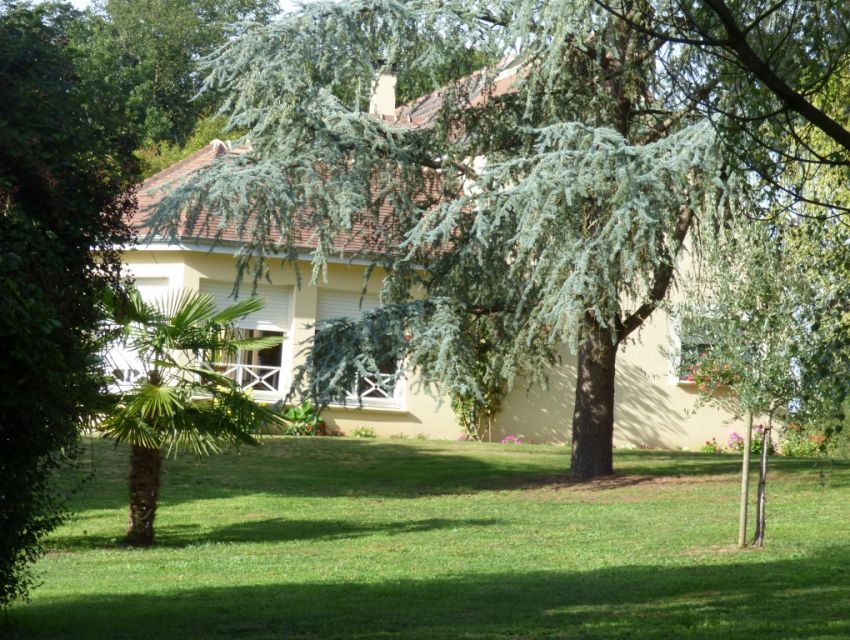 maison de caractère dans la région de sablé sur sarthe et proche du golf de sable-solesmes