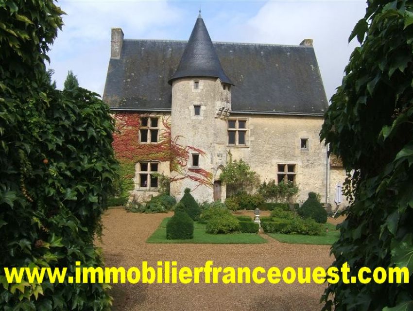 immobilier Sarthe (72):Authentique Manoir du XVème siècle - A 25 kms du Mans