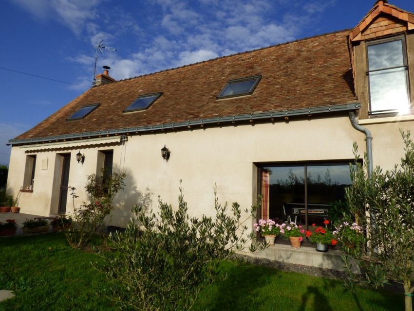 maison restaurée campagne forêt dependance région Malicorne sur Sarthe Sarthe Pays de La Loire