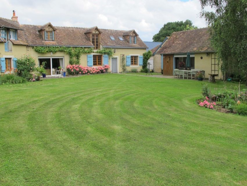 Fermette restaurée en campagne région Brûlon 72350 - axe Sablé - Le Mans