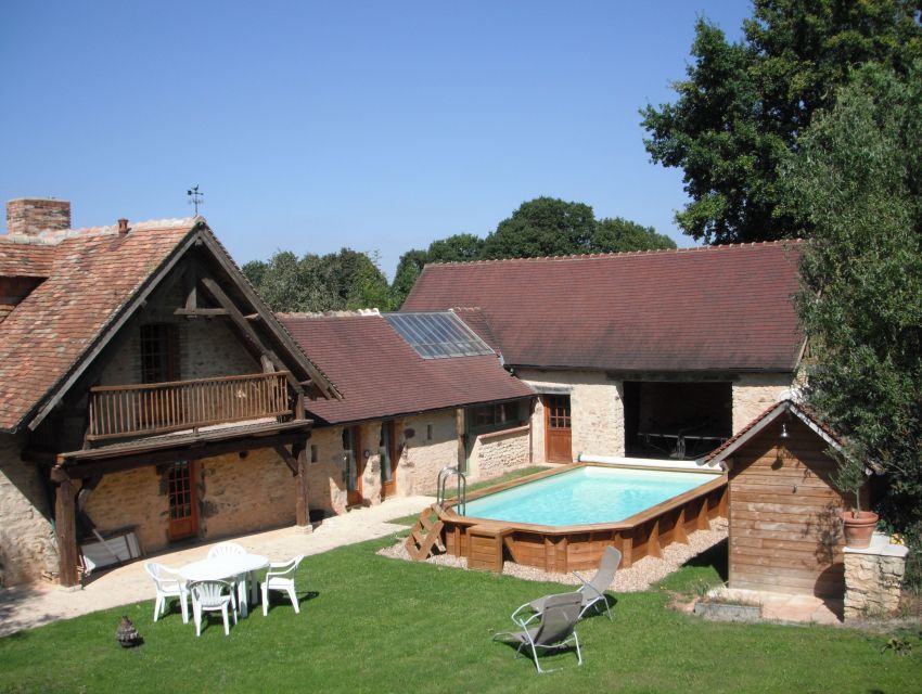 propriété proximité le Mans - Habitation principale, dépendances attenantes et piscine