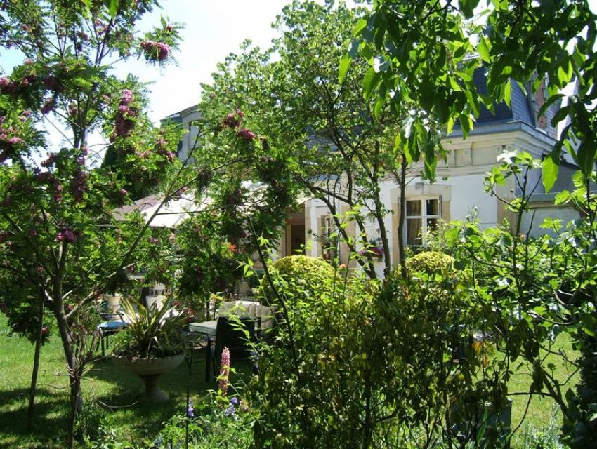 propriété villageoise, Maison de maître et jardin paysage axe le Mans - Sablé/Sarthe