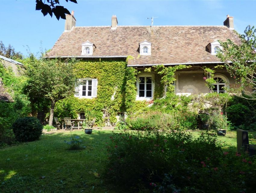 maison de maître, propriété villageoise,  Parcé sur Sarthe, 72300