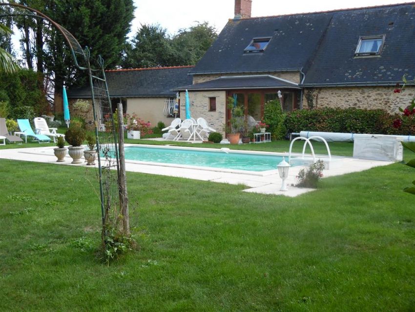 maison caractère axe sablé sur sarthe angers avec piscine