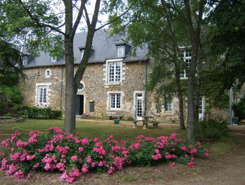 demeure de caractere - propriete villageoise - région sable sur sarthe