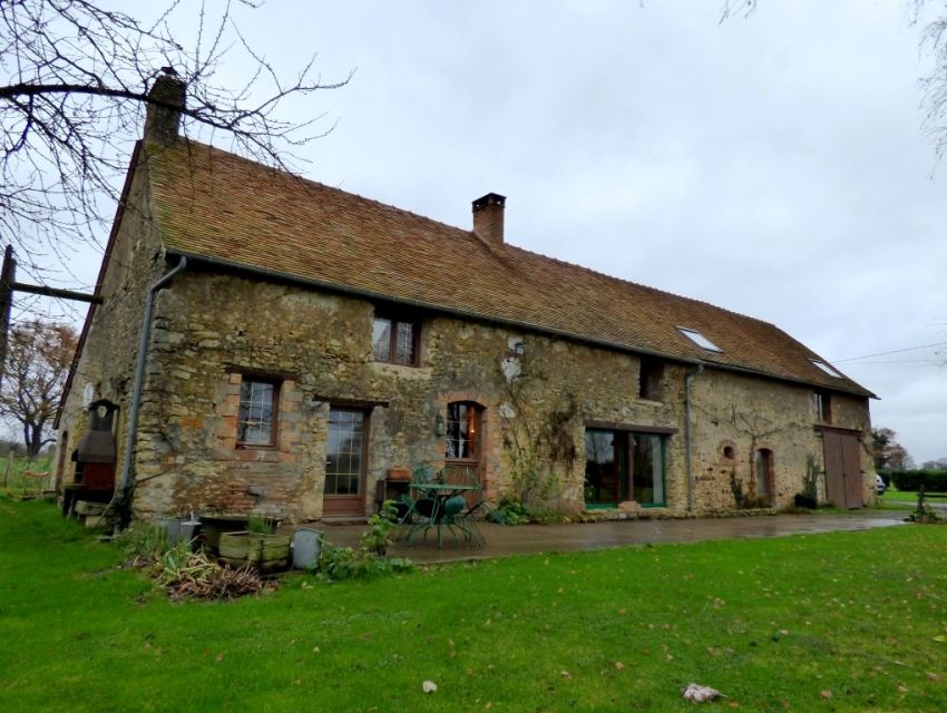 Longère restaurée 15 minutes Sablé sur Sarthe Secteur Parcé / Sarthe 72300 