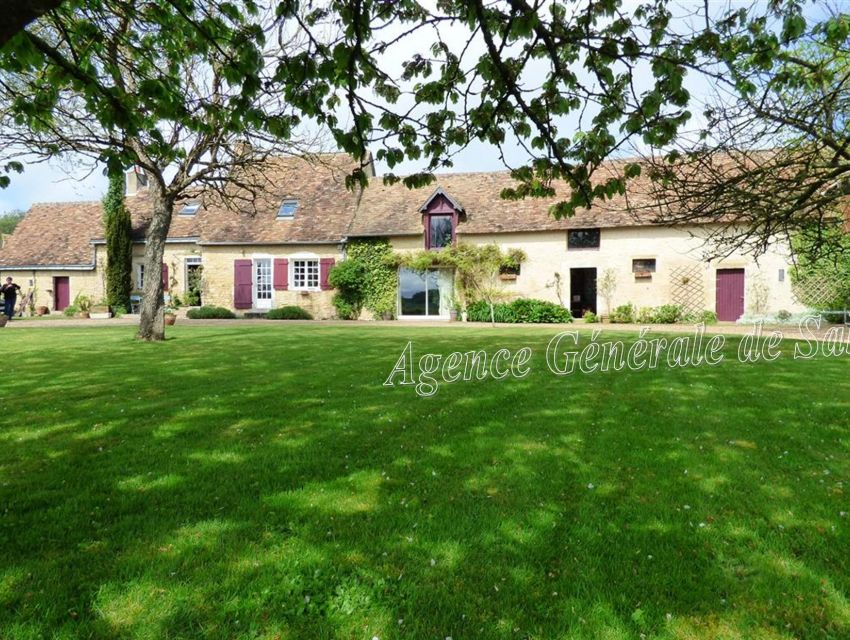 maison de caractère en campagne sarthoise proximité axe sablé - le Mans 