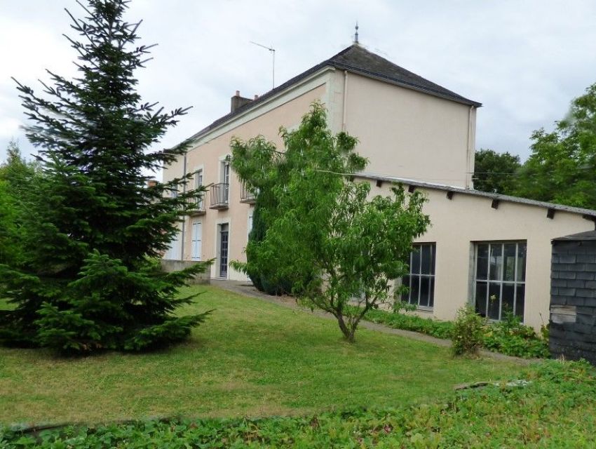 immobilier Sarthe (72):Maison de ville à Sablé sur Sarthe (72)