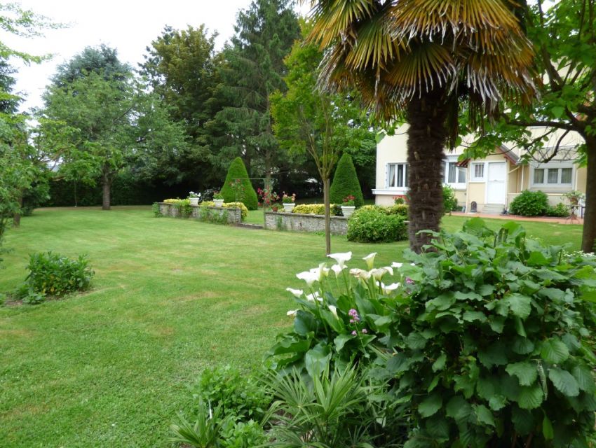 Maison de caractère avec jardin parc et terrasse - 72300 Sablé sur Sarthe