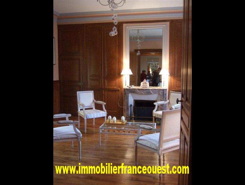 immobilier Sarthe (72):Propriété de caractère  25 min. Le Mans (72) Région Ecommoy